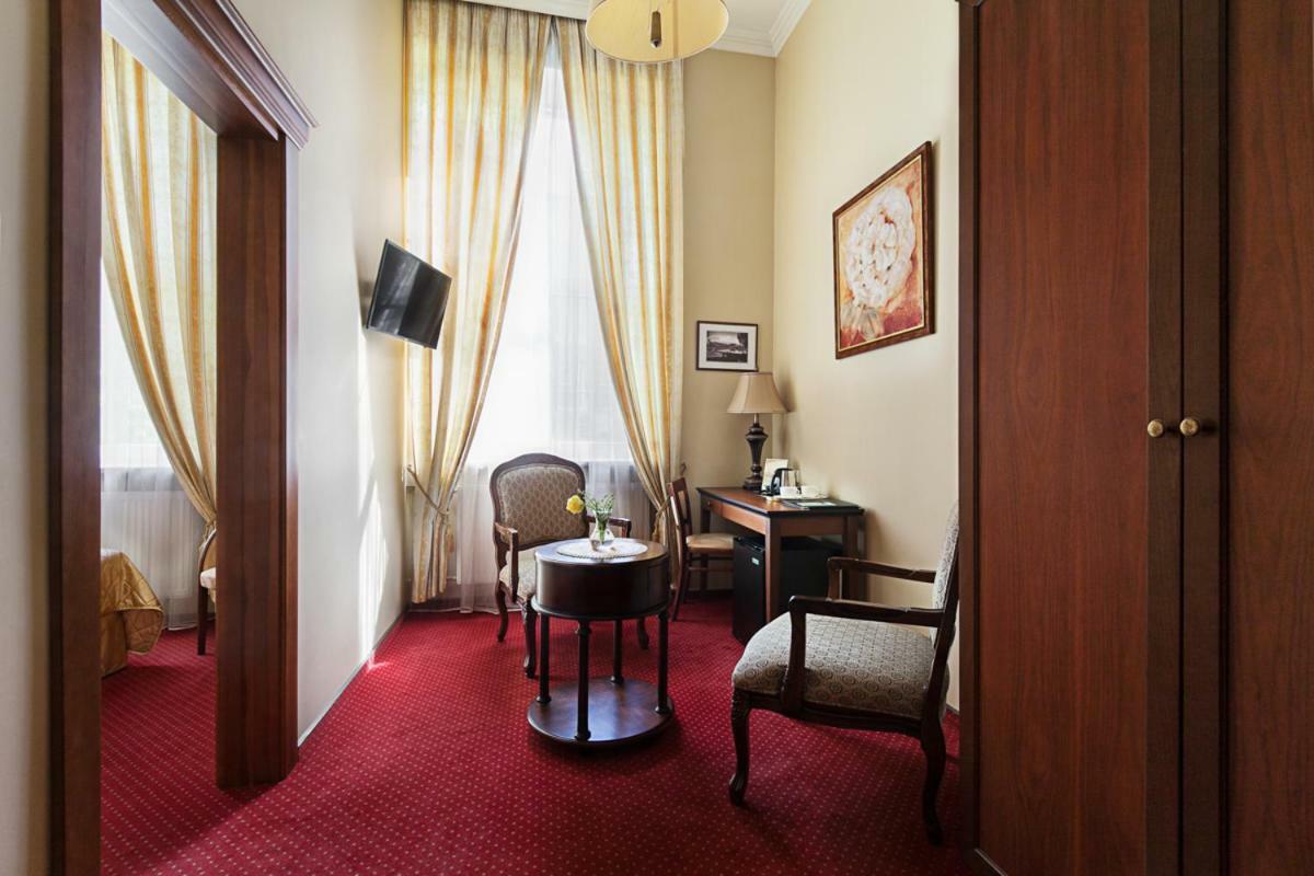 Conviva Hotel Panevėžys Eksteriør billede