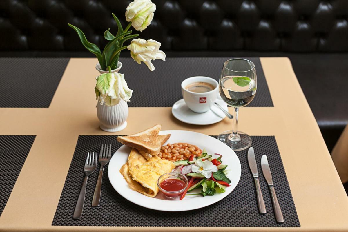 Conviva Hotel Panevėžys Eksteriør billede